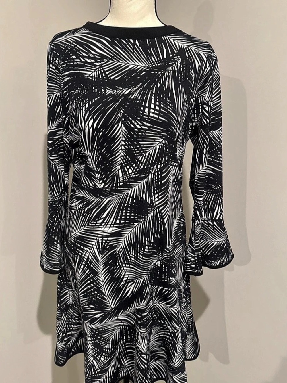 Michael Kors Abstract Print Long Sleeve Dress in Black & White Size Small
